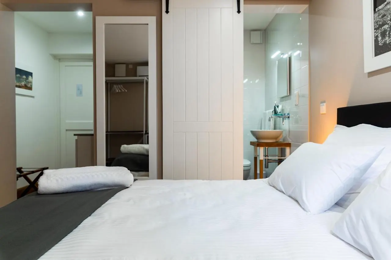 Monreal Boutique Townhouse - R024Rm3 Hotel Paola 0*,  Malta