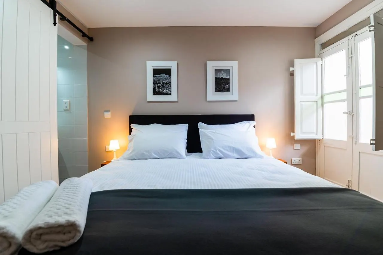 Monreal Boutique Townhouse - R024Rm3 Hotel Paola Guest house